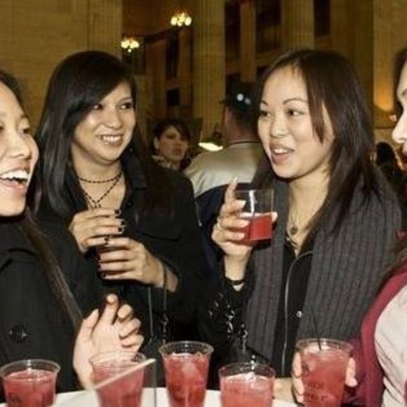 Meet your Posher, Leah amir - Picture 1 of 1